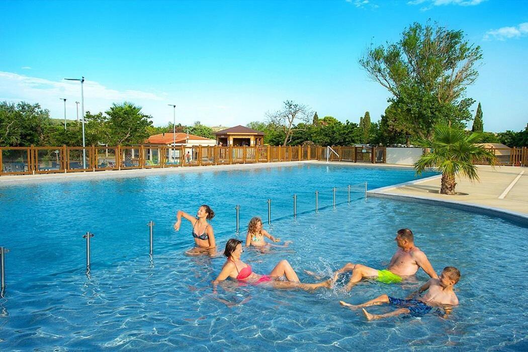 Entre Mer Et Roseaux - Piscine - Proche Centre Et Mer - Petfriendly Port-la-Nouvelle Bagian luar foto